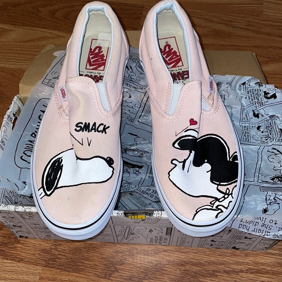 Vans Shoes - Vans peanuts 2017 collection